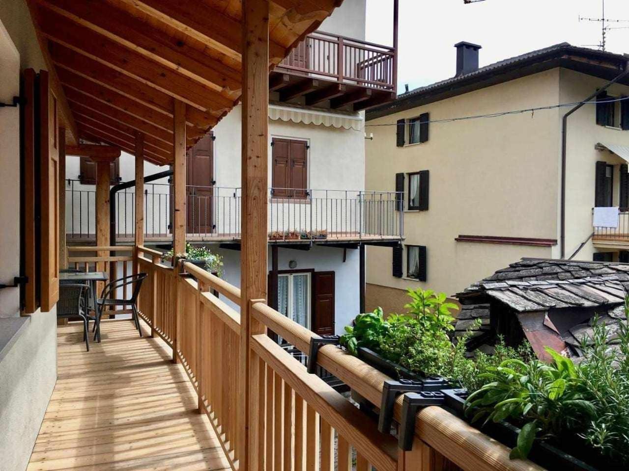 Appartamento Al Garibaldi Levico Terme Extérieur photo
